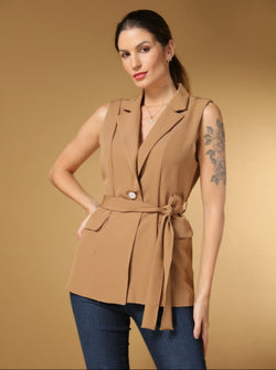 Coleção Outono Inverno, Coletes Femininos de Alfaitaria, colete sem manga Zara, Colete sem manga, Colete Feminino Longo Alfaiataria Cinto, Colete Feminino Linho, Colete Feminino Decote V, Colete bege feminino alfaiataria, colete alfaiataria, Camisas e Blusas Femininas, Camisas e Blusas, blusas com decotes diferentes, Blusa Feminina Zara, Blusa Feminina Renner
