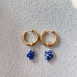 Pré-Black Friday, joias Vivara, Joias, Esquenta Black Friday, Conjuntos de joias em prata, Brincos Geométricos - Mirian Teofilo, Joias em Prata, Brincos Geométricos, brincos de pressão, Brincos de Prata Grande, Brinco Vivara, Brinco Folheado com Pedra de Porcelana, Brinco Elegante, Brinco de Prata com Pedra, Brinco de Prata, Brinco De Porcelana Azul Compra, Moda Feminina, Brinco de Porcelana, Black Friday 2023, Black Friday, Acessórios em formato Geométrico - ArtCoco, Joias, Semi-Jóias