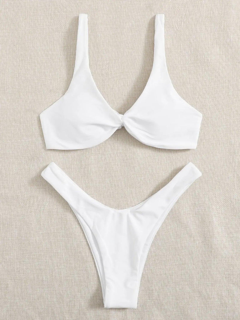 Moda Praia, Conjuntos de Biquínis: Tops e Tangas, conjunto biquini renner, biquínis femininos, Tendência de biquíni, Biquíni Sexy de Neoprene- Tendência Verão, Biquíni sexy, Biquini Salinas, Biquini Renner, Biquíni Cia Marítima, Biquíni CeA, Biquíni