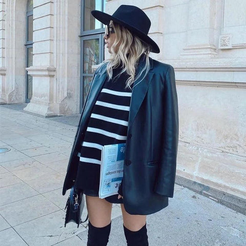 Suéter Feminino Listrado Preto e Branco - bossabella