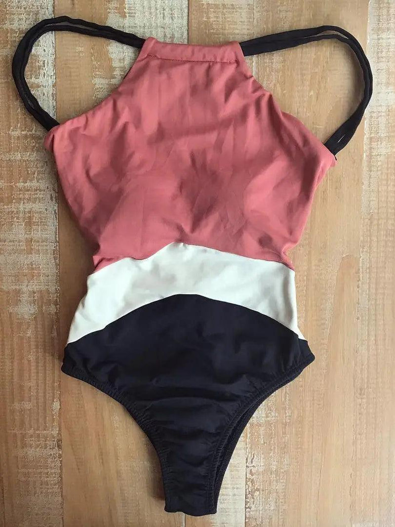 Maiô Feminino com Retalho Único Superior - bossabella