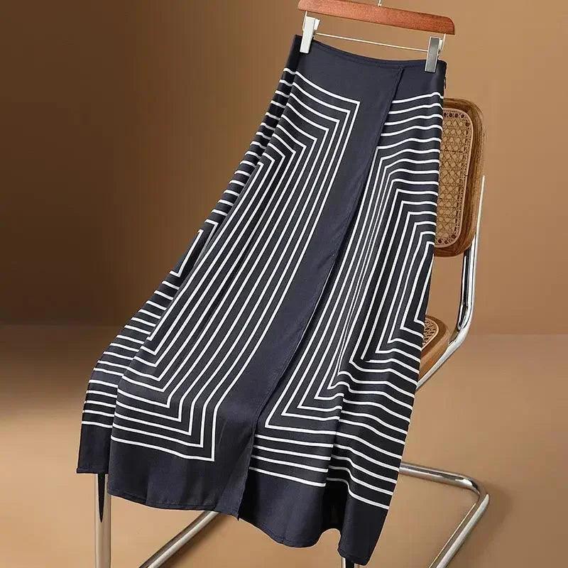  saias, Saia Zara, Saia Renner, Saia Midi Listrada de Cintura Alta, saia midi estampada, Saia Longa Renner, saia longa com fenda na frente, Saia Longa Zara, saia listrada longa, Saia de tecido leve, Saia, roupas femininas zara, Roupas Femininas, Conjunto saia longa, Conjunto cropped + saia longa Farm