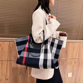 Qual a bolsa feminina que está na moda?, bolsas e acessórios, Bolsas de Ombro Grande, Bolsa sofisticada e elegante, Bolsa Feminina Grande de Ombro Tipo Saco, Bolsa Feminina de Ombro Grande, Bolsa de Ombro Grande Santa Lolla, Bolsa de Ombro Feminina Transversal, Bolsa de Ombro Feminina Média, Bolsa de alta qualidade  Bolsa Couro Shutz, Bolsa couro Colcci, Bolsa de tiracolo cores sólidas, Bolsas de marca femininas Bolsas em xadrez e couro, Bolsa Feminina Estampa Xadrez