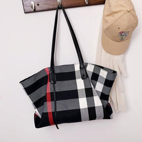 Qual a bolsa feminina que está na moda?, bolsas e acessórios, Bolsas de Ombro Grande, Bolsa sofisticada e elegante, Bolsa Feminina Grande de Ombro Tipo Saco, Bolsa Feminina de Ombro Grande, Bolsa de Ombro Grande Santa Lolla, Bolsa de Ombro Feminina Transversal, Bolsa de Ombro Feminina Média, Bolsa de alta qualidade  Bolsa Couro Shutz, Bolsa couro Colcci, Bolsa de tiracolo cores sólidas, Bolsas de marca femininas Bolsas em xadrez e couro, Bolsa Feminina Estampa Xadrez