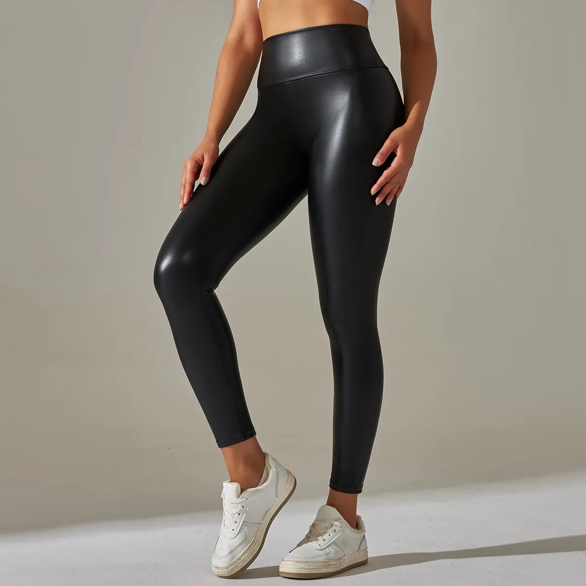 Calça Legging Efeito Couro - bossabella