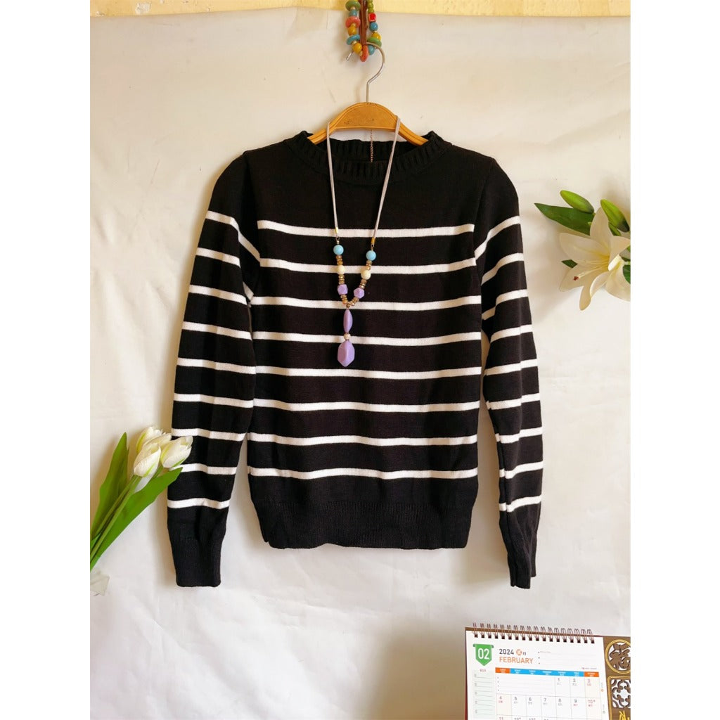 Sueter Feminino Listrado de tricô