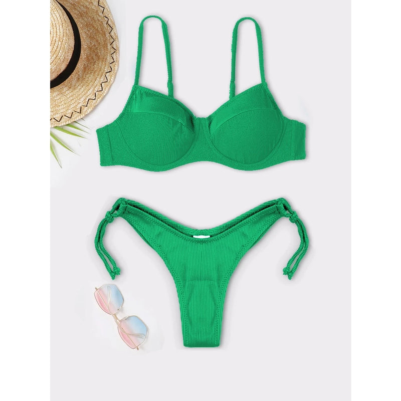 Biquíni Liso de Tecido Canelado Ajustável na Lateral
