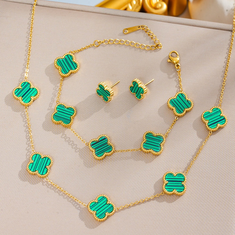 Conjunto 3 Peças Trevo de Quatro Folhas- Colar, Pulseira e Brincos em Aço Titânio 18K