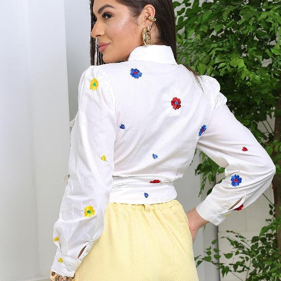 Camisa Feminina Manga Longa Bordada Floral