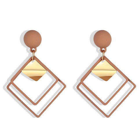 Brincos Geométricos Bossa Luxo-Compre agora, Semi-Jóias  jóias  Acessórios femininos, ACESSÓRIOS - Brincos de Pedra Prata - Shop dos Cristais, Brincos Geométricos - Mirian Teofilo Joias em Prata, Brincos Geométricos, Crie, looks incríveis com brincos geométricos, Acessórios em formato Geométrico - ArtCoco, Joias, Conjunto colar pingente e brincos geométricos, Como usar brincos Geometricos?, Quais os brincos mais usados?, Joias, joias Vivara