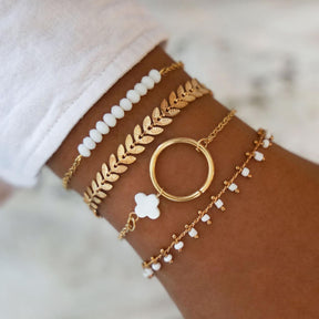 Pulseira Feminina Multicamadas Boho, Qual é a pulseira que está na moda?, Pulseiras para Mulheres Sofisticadas, Pulseira Vivara, Pulseira olho grego shopee, Pulseira multicamadas, Pulseira para mulheres, Pulseira Feminina Multicamadas Boho, Pulseira feminina multicamadas 4 peças, Pulseira feminina, Pulseira de Prata Feminina Búzios, joias Vivara, Joias